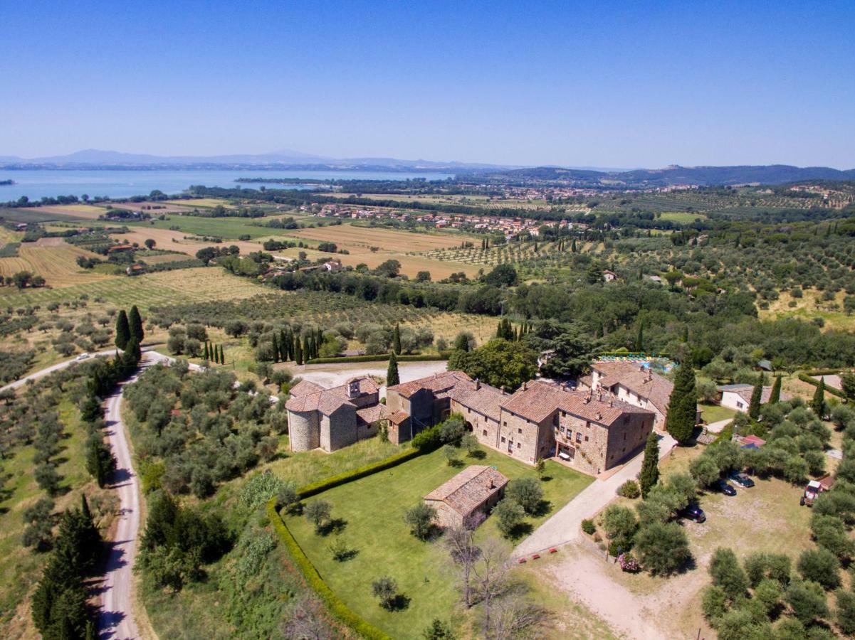 Relais Borgo Torale Hotel Passignano sul Trasimeno Exterior photo