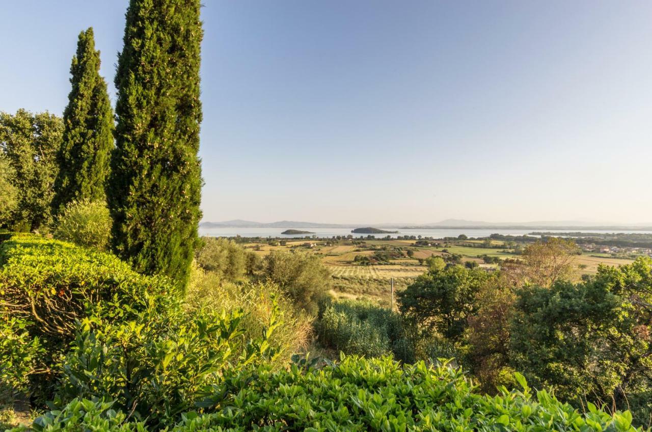 Relais Borgo Torale Hotel Passignano sul Trasimeno Exterior photo