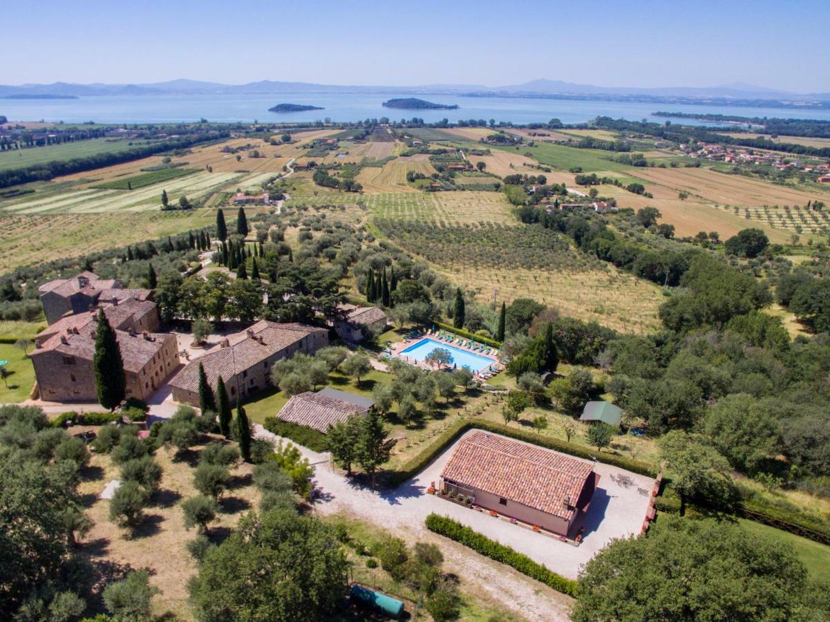 Relais Borgo Torale Hotel Passignano sul Trasimeno Exterior photo