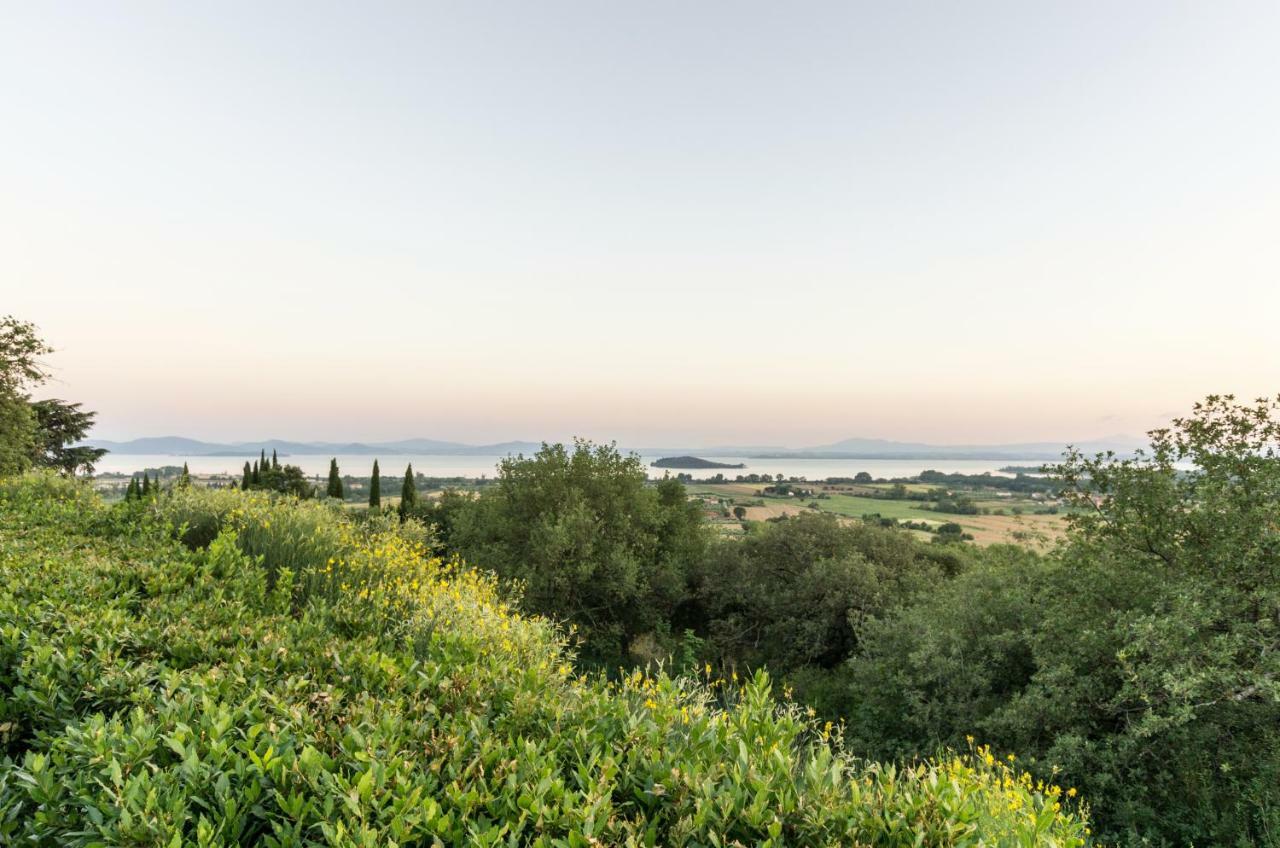 Relais Borgo Torale Hotel Passignano sul Trasimeno Exterior photo