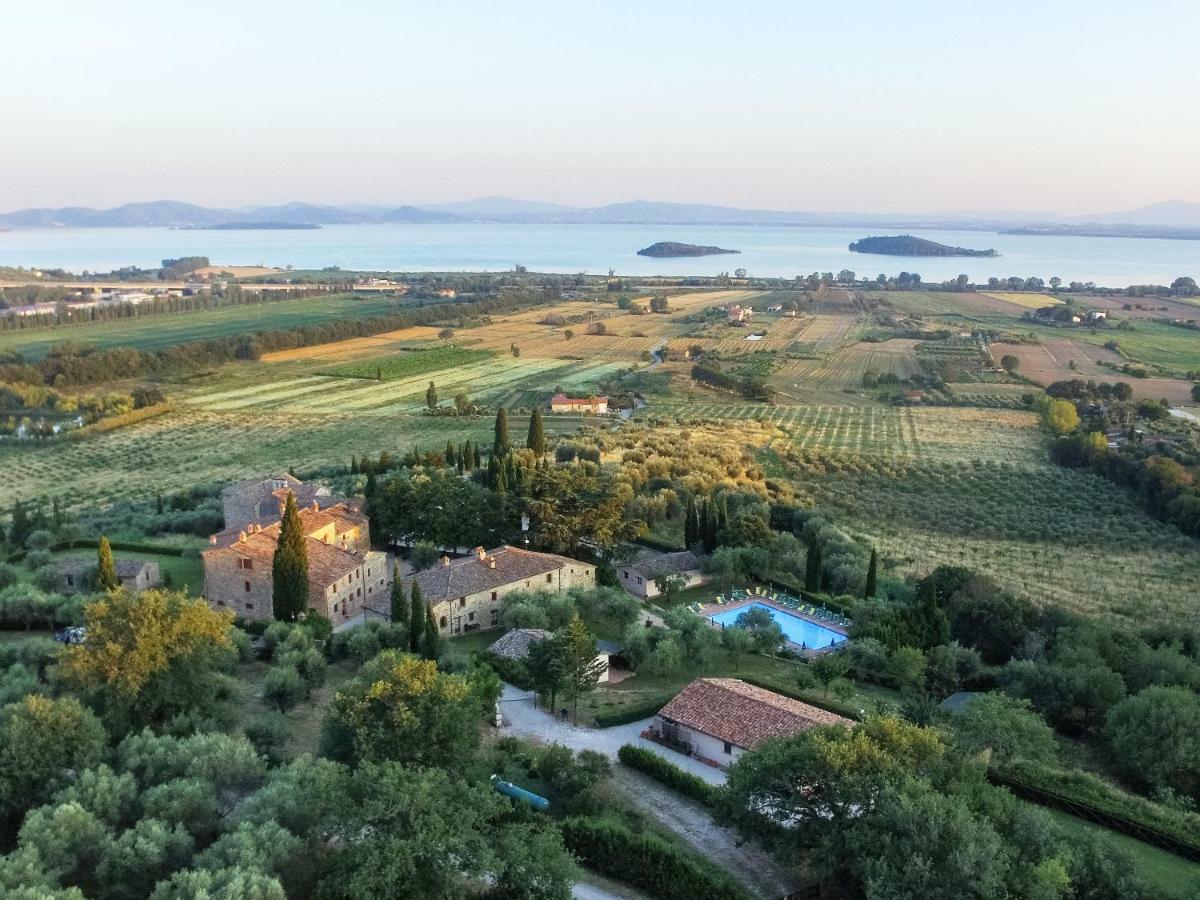 Relais Borgo Torale Hotel Passignano sul Trasimeno Exterior photo