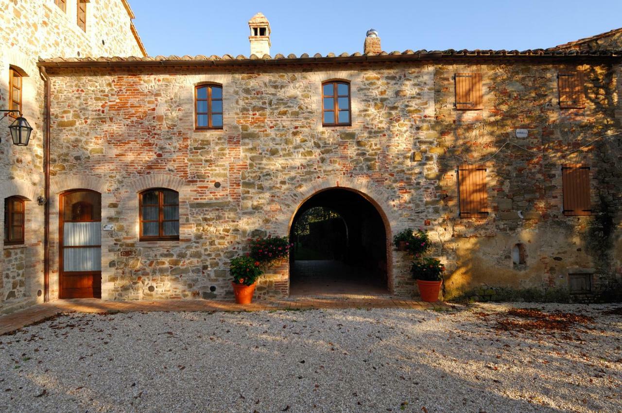 Relais Borgo Torale Hotel Passignano sul Trasimeno Exterior photo