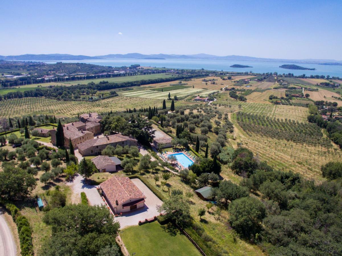 Relais Borgo Torale Hotel Passignano sul Trasimeno Exterior photo